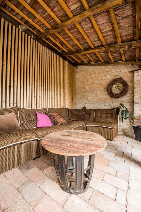 Apartman Ve Dvore Ratiskovice Экстерьер фото