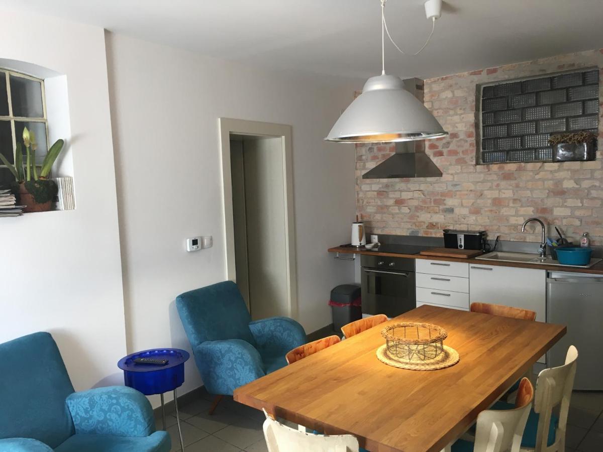 Apartman Ve Dvore Ratiskovice Экстерьер фото